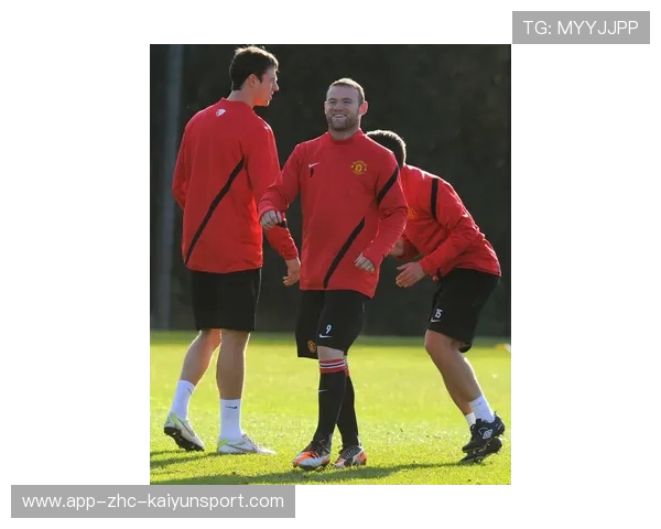 曼联全面备战欧冠四强,转会市场动态持续更新,曼联 欧冠 赛程 曼联全面备战欧冠四强,转会市场动态持续更新,曼联 欧冠 赛程